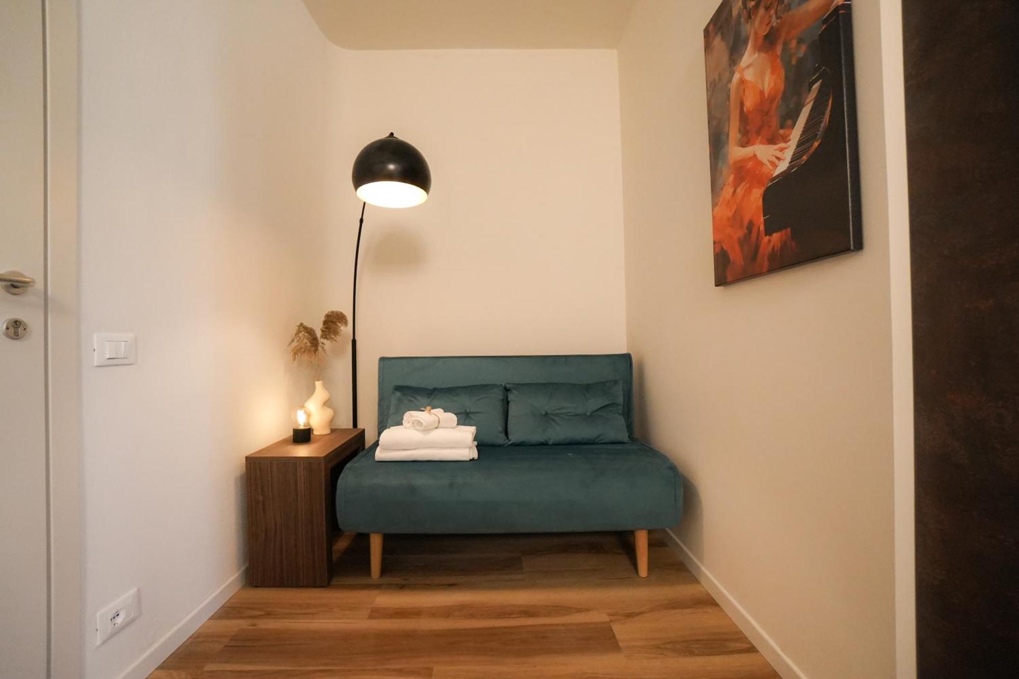 Mazzini'S Rooms Modena Exterior photo